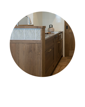 無垢の木のキッチン